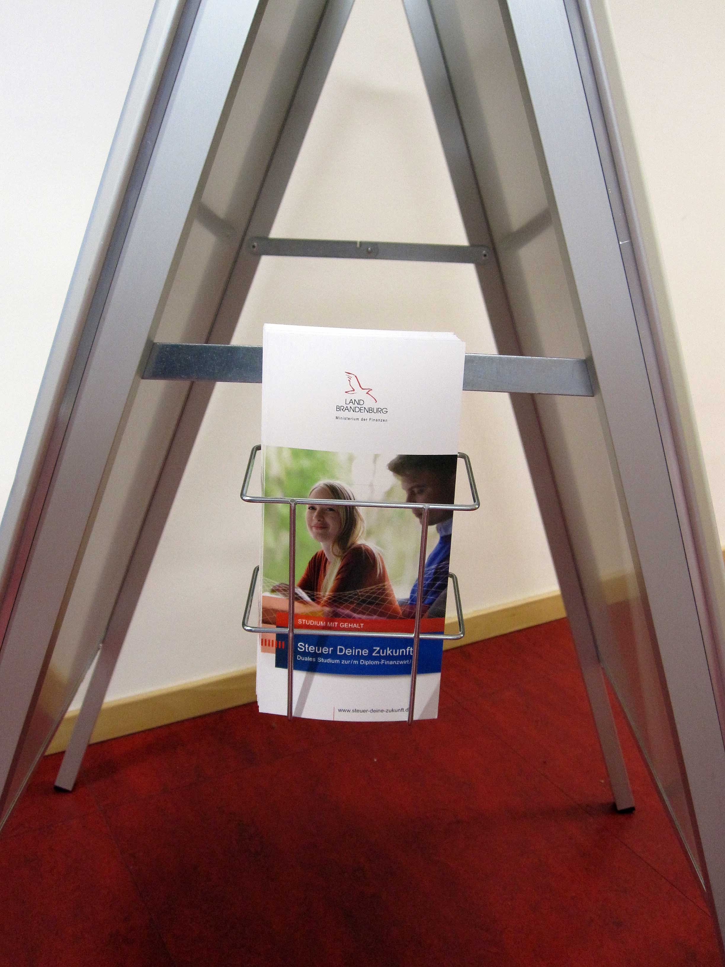 Broschürenhalter für Kundenstopper